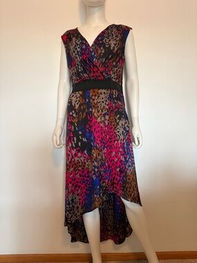 #599 Pretty High-Low V-Neck Animal Print Dress in Pink & Blue